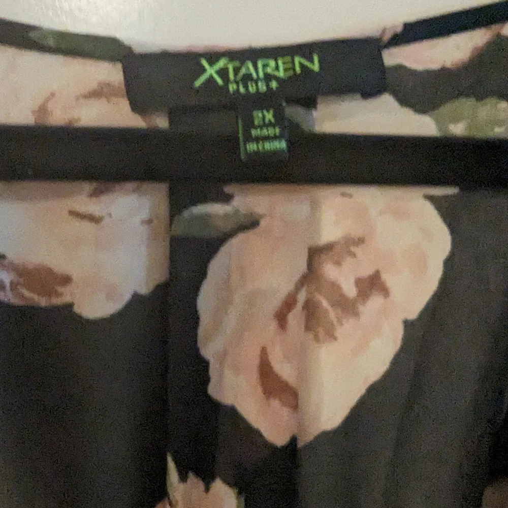 EUC Xtaren chiffon floral maxi dress 2X - Picture 5 of 9